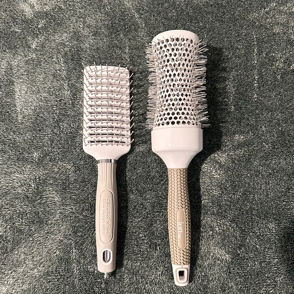 Olivia Garden & ION Ceramic Ion Blowout Brush Set